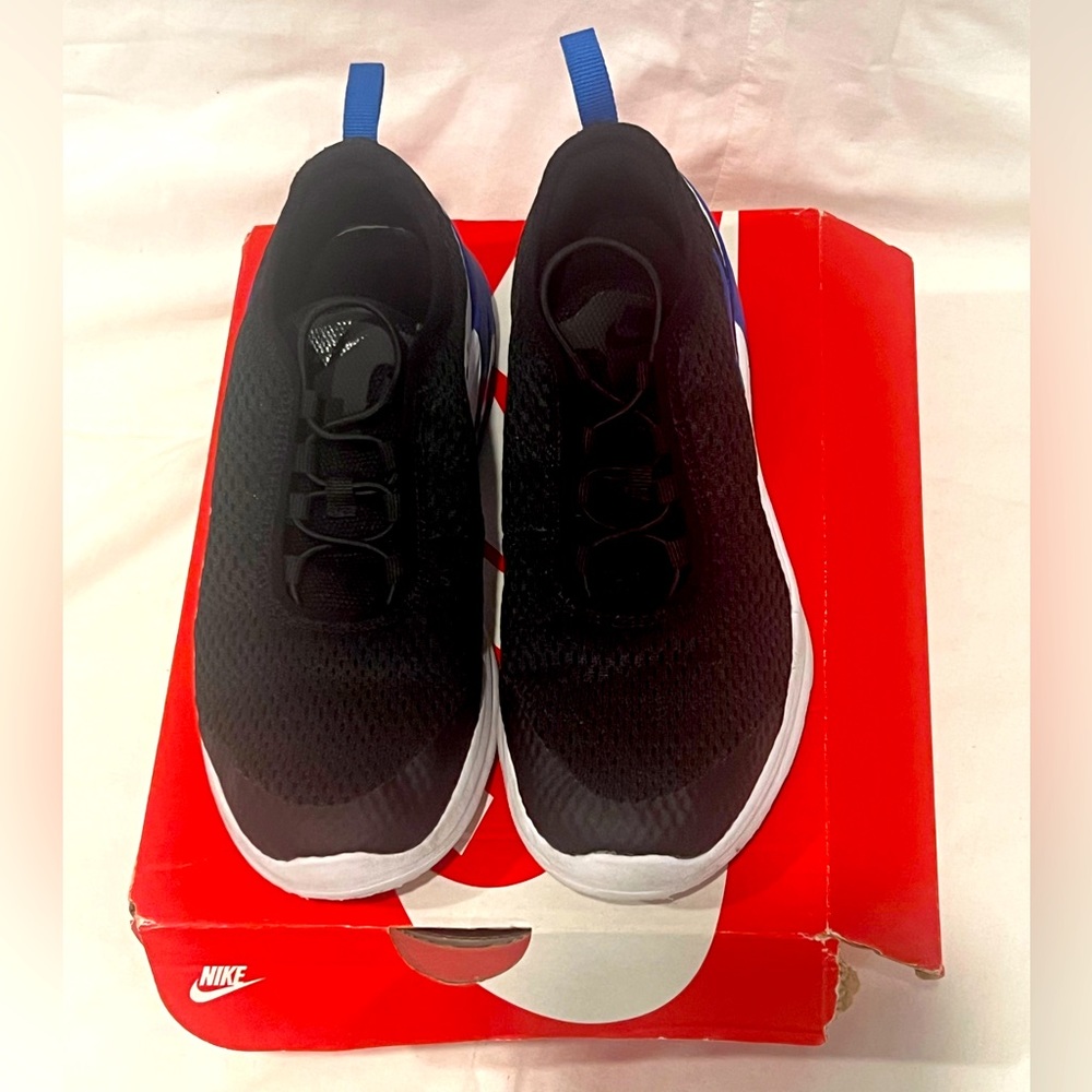 Nike air max motion
